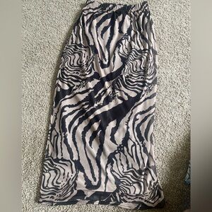 SHEIN Black and Cream Zebra Pencil Skirt